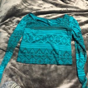 long sleeve crop top